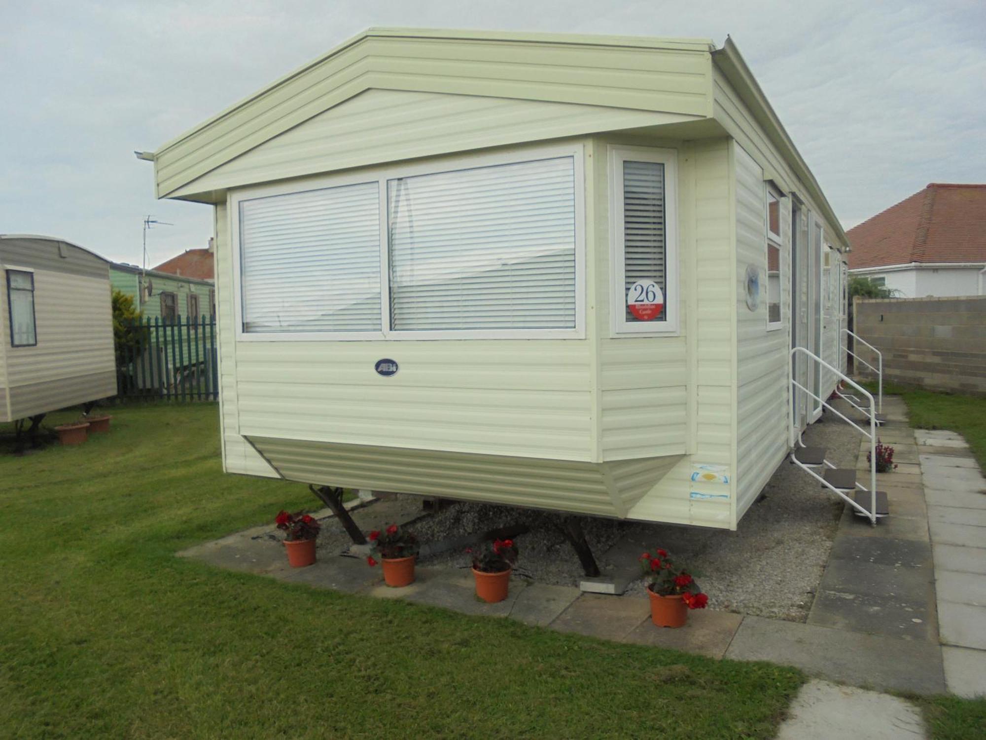 Modern 2 Bedroom Static Caravan - Lyons Kingsley Holiday Park - Pensarn, Abergele - Pet Friendly Exterior photo